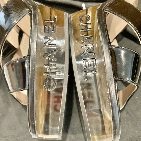 Chanel Vintage Patent and Lucite Platform Sandals - Picture 8 of 12